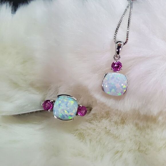 Opal Ring and Necklace - Picture 2 of 16